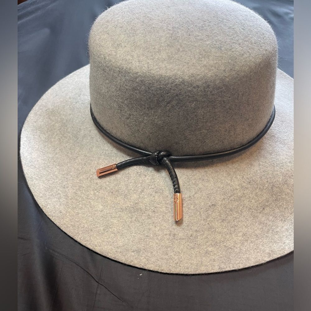 Ted Baker hat - Picture 2 of 5